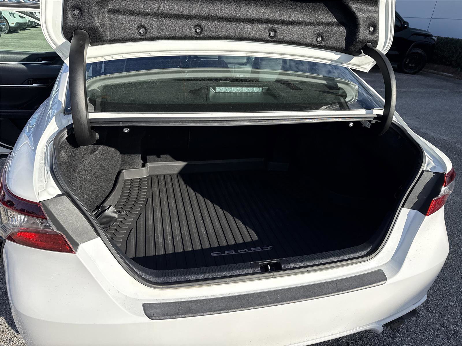 Used 2024 Toyota Camry SE image 58