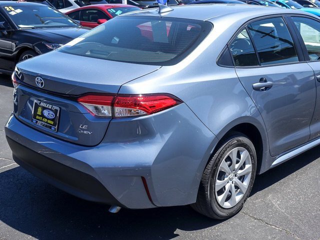 Used 2025 Toyota Corolla LE FWD image 9