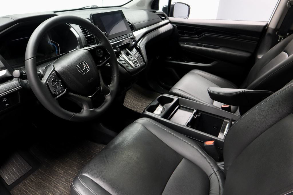 Used 2023 Honda Odyssey Touring image 24