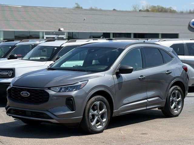 Certified 2023 Ford Escape ST-Line w/ Tech Pack #1 AWD/4WD image 30