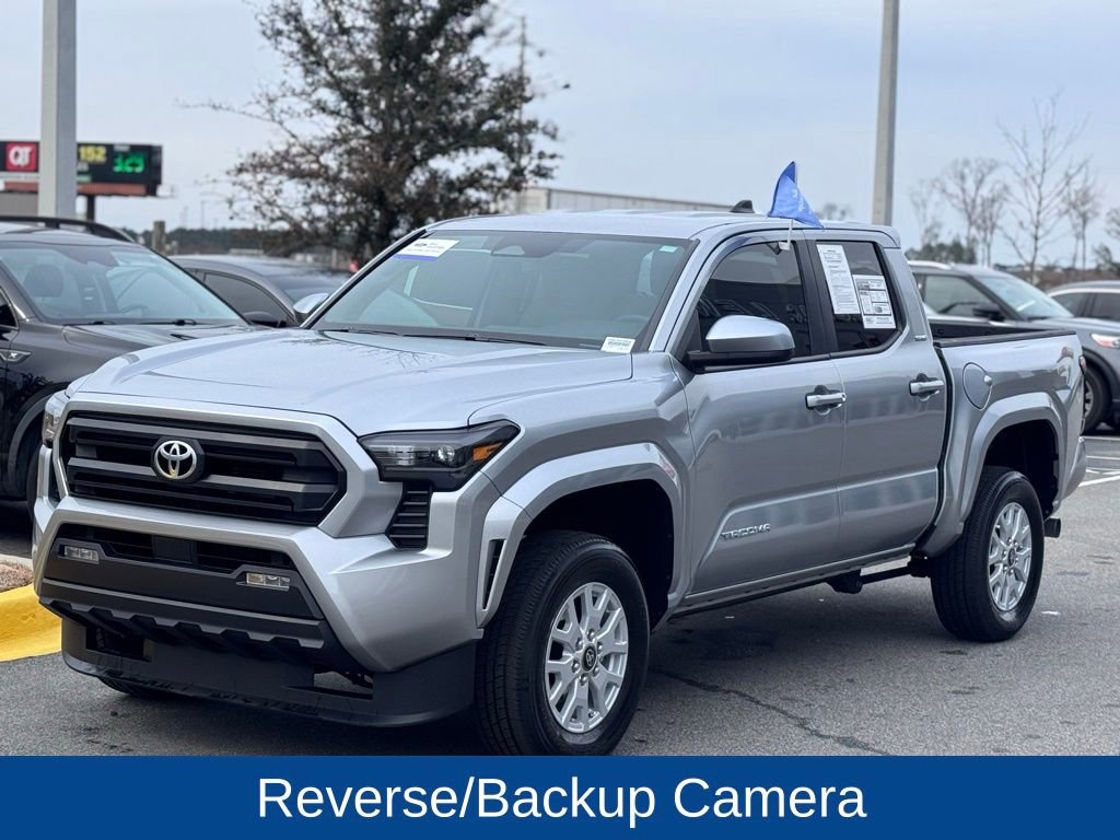 Used 2025 Toyota Tacoma SR5 image 3