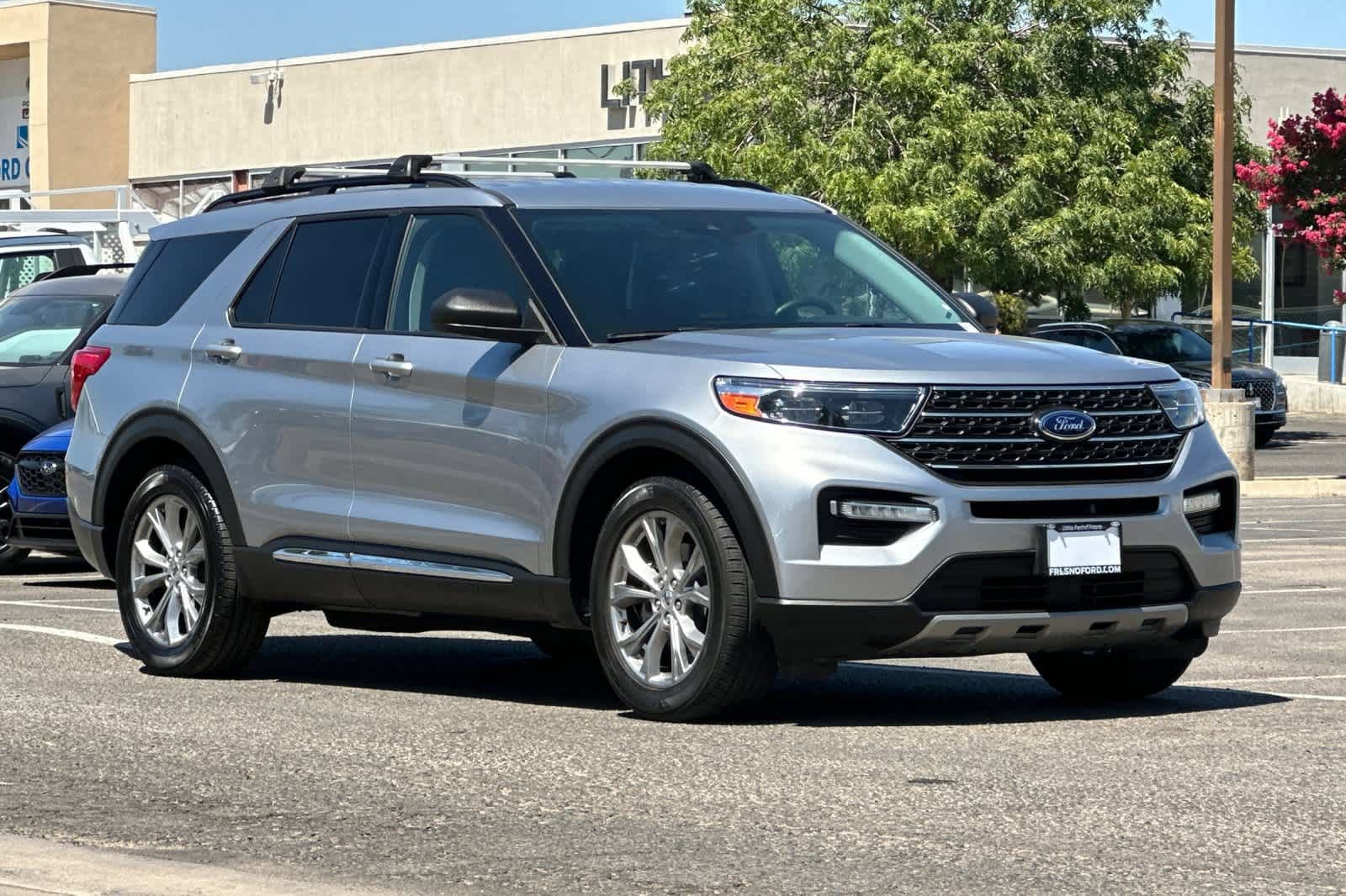Certified 2022 Ford Explorer XLT w/ Equipment Group 202A RWD image 10