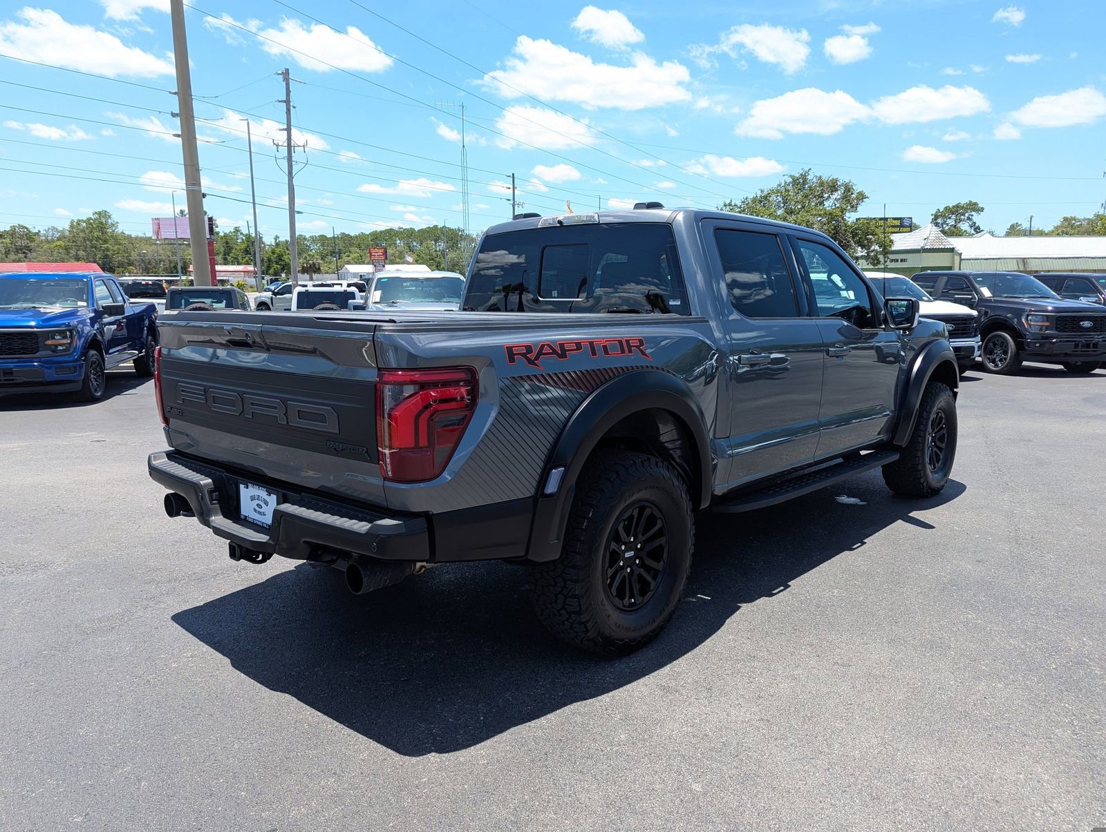 Certified 2025 Ford F150 Raptor AWD/4WD image 4