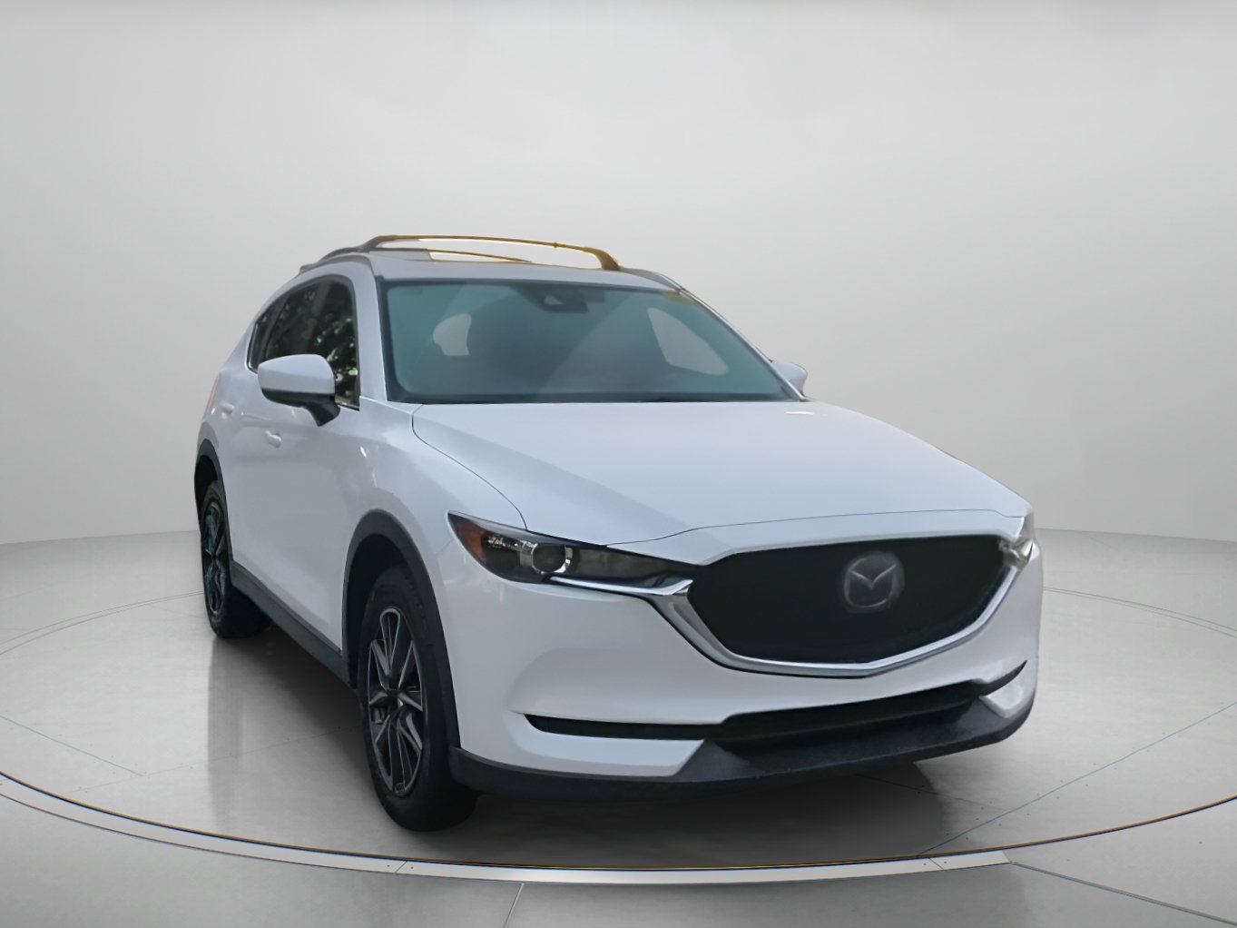 Used 2018 MAZDA CX-5 Touring w/ Preferred Equipment Package FWD image 4