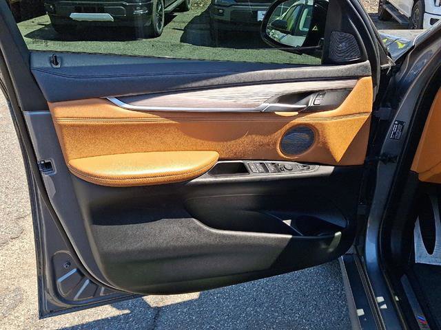 Used 2019 BMW X6 xDrive35i AWD/4WD image 16