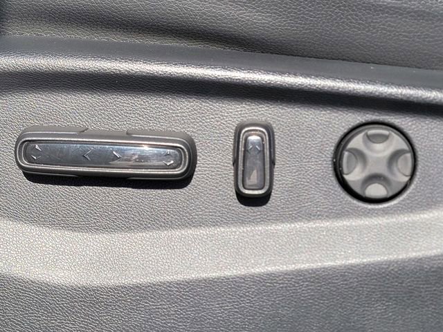 Used 2025 Honda Odyssey Elite image 4