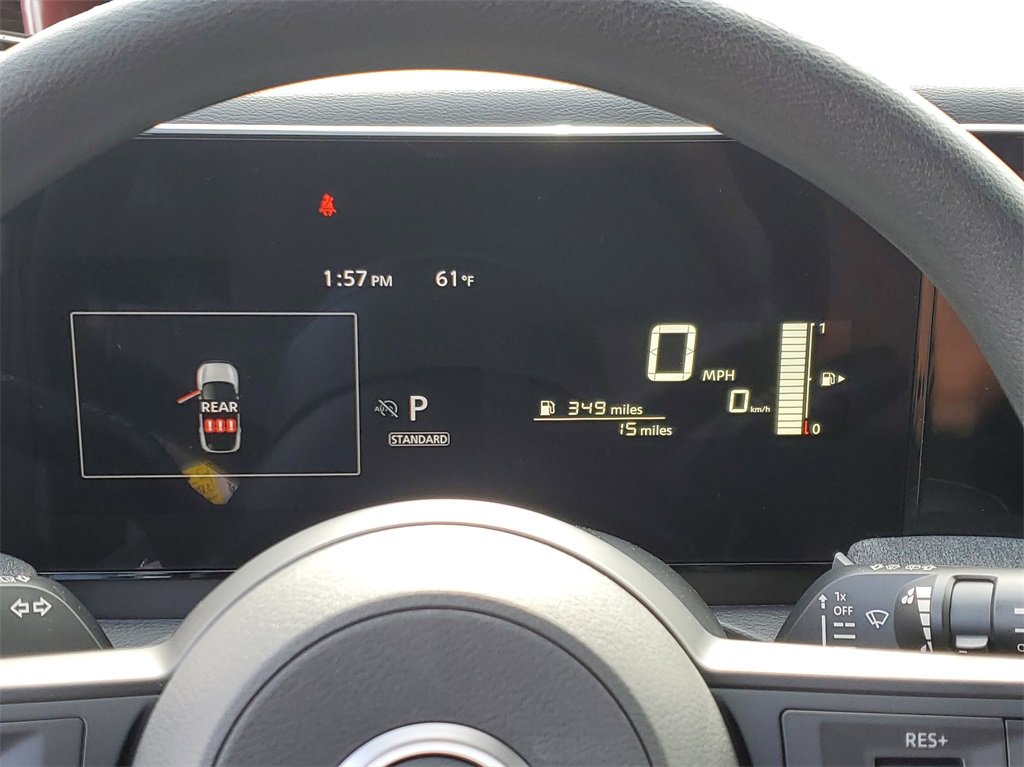 Used 2025 Nissan Kicks SV image 18