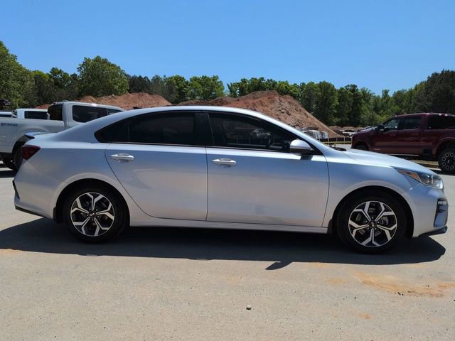 Used 2021 Kia Forte LXS FWD image 3