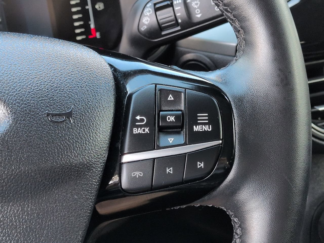 Certified 2024 Ford Escape Active AWD/4WD image 25