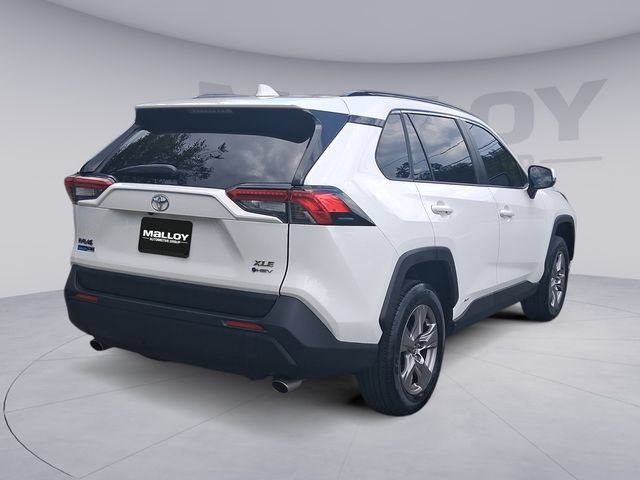 Used 2025 Toyota RAV4 XLE w/ Convenience Package AWD/4WD image 5
