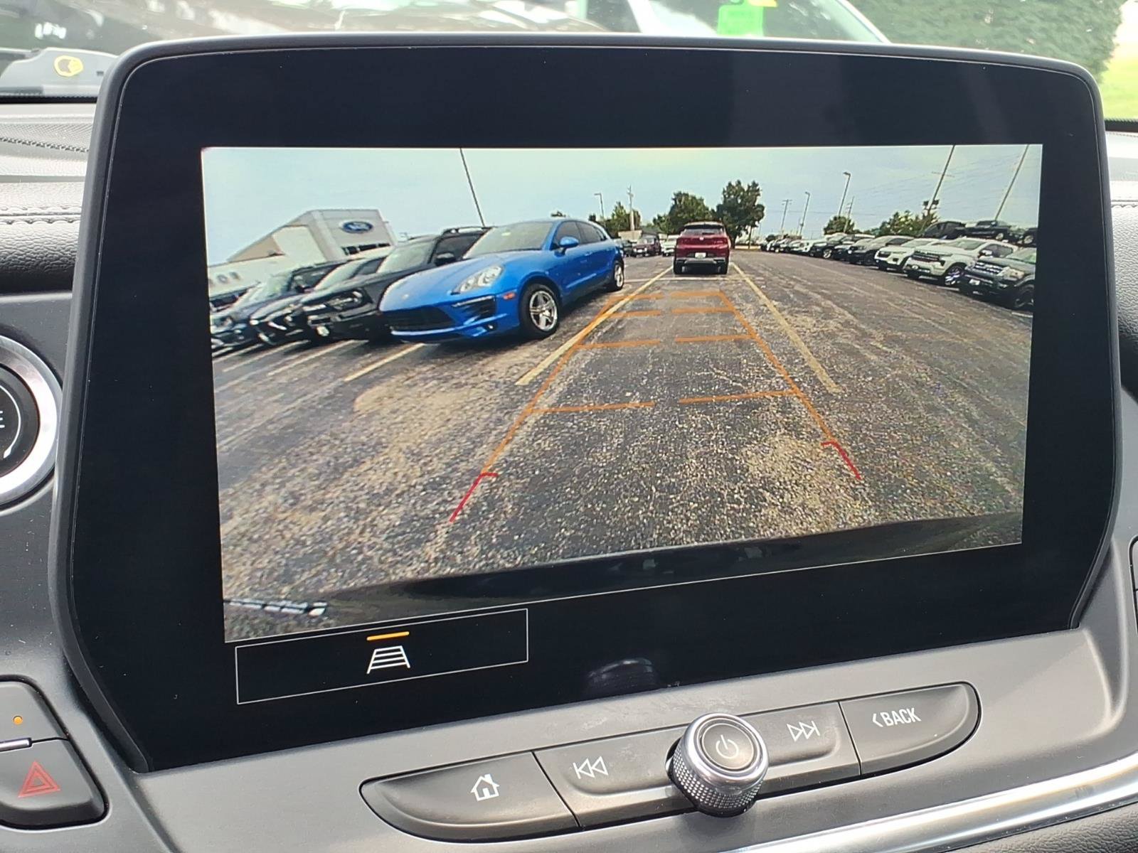 Used 2023 Chevrolet Blazer LT w/ Convenience Package FWD image 8