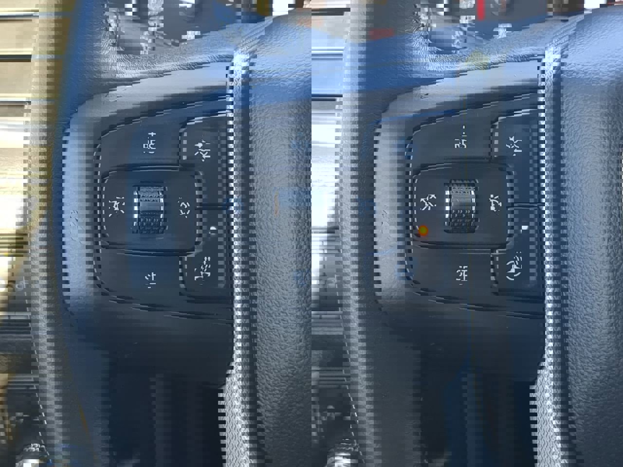 Used 2021 GMC Yukon Denali w/ Denali Premium Package image 24