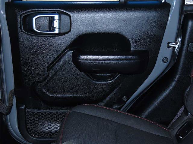 Used 2021 Jeep Gladiator Rubicon w/ Cold Weather Group image 19
