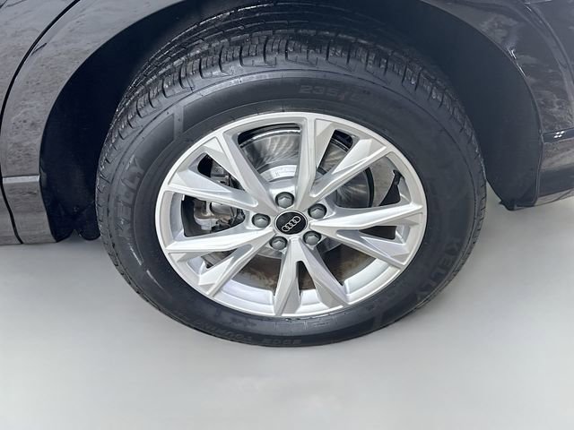 Used 2024 Audi Q3 2.0T Premium image 31