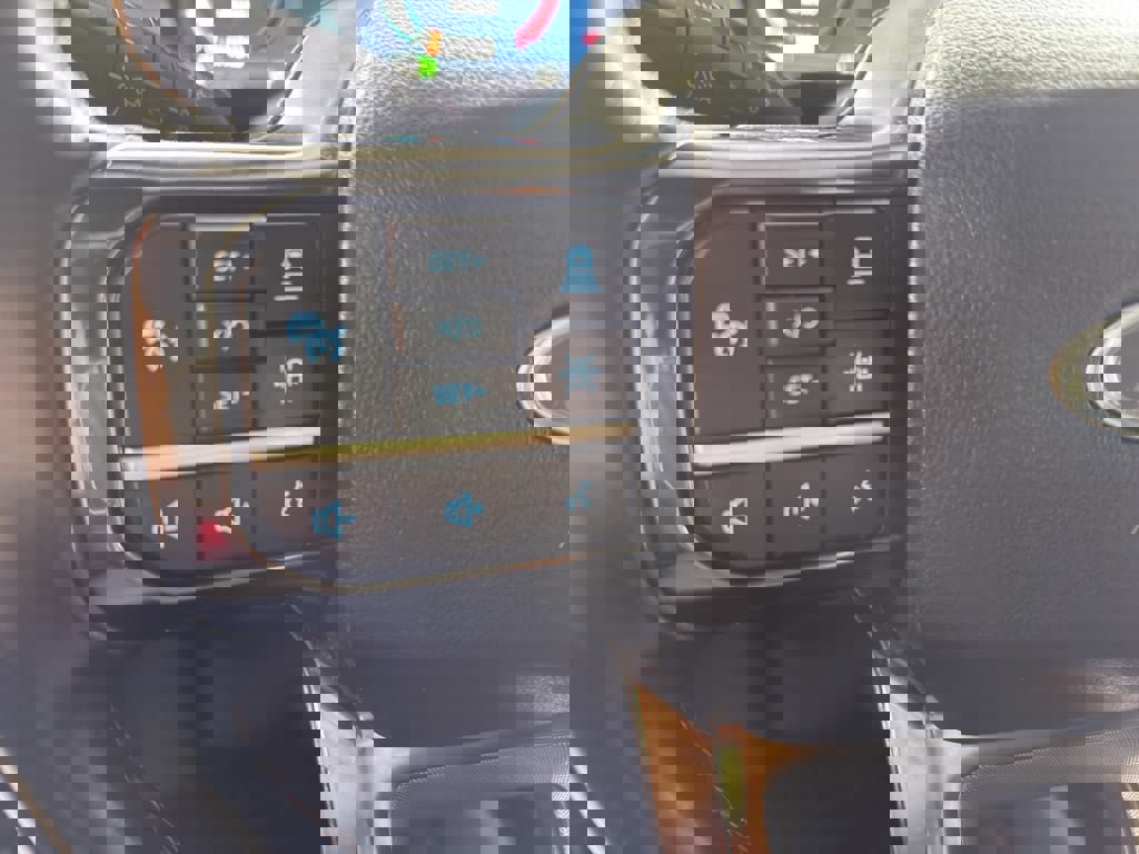 Certified 2023 Ford Expedition Max Platinum image 17