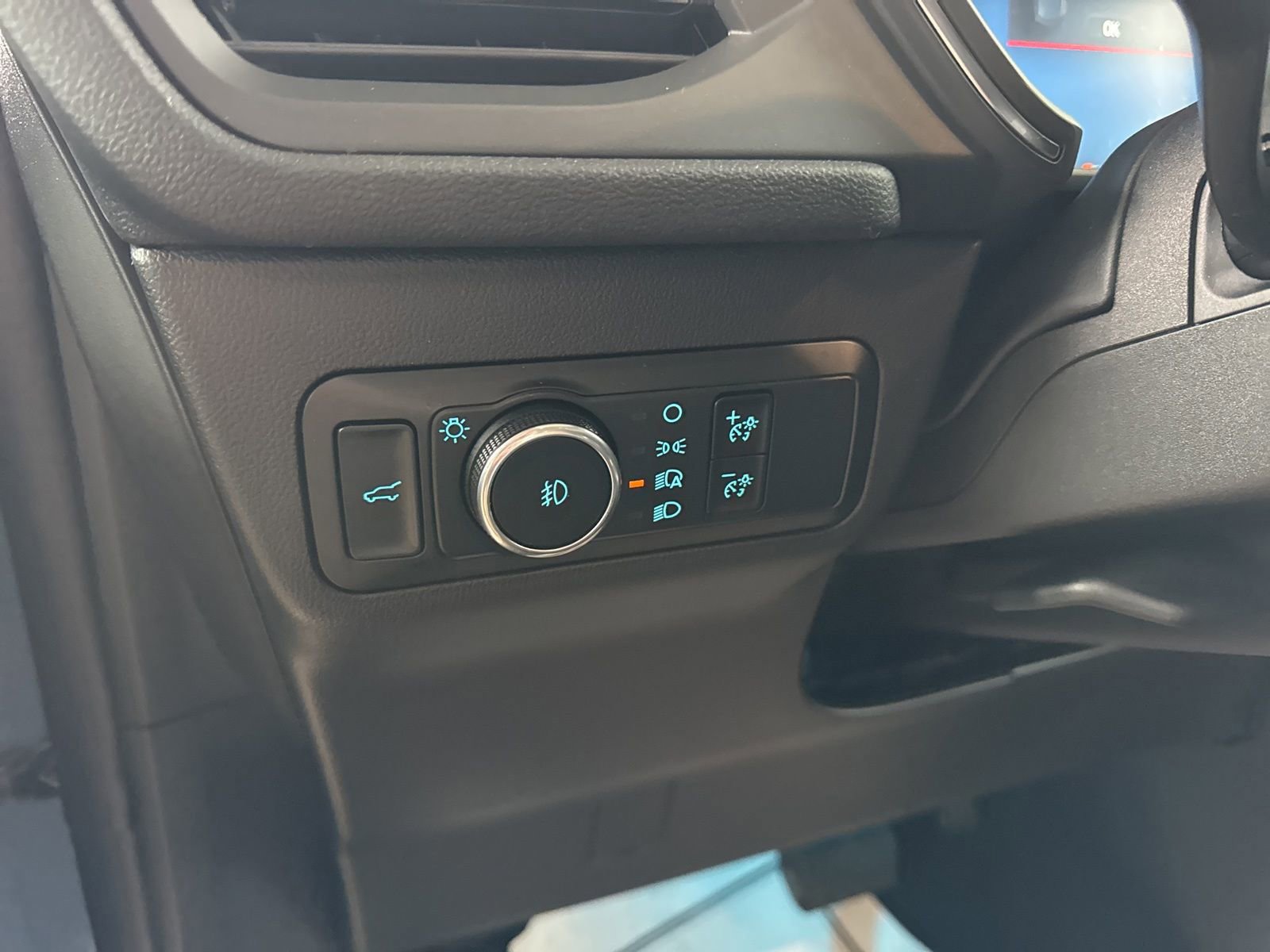 Certified 2023 Ford Escape Platinum image 26