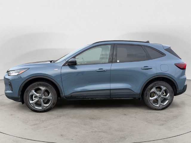 Certified 2026 Ford Escape ST-Line w/ Tech Pack #1 AWD/4WD image 8