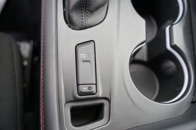 Used 2024 Dodge Durango R/T w/ Blacktop Package AWD/4WD image 18