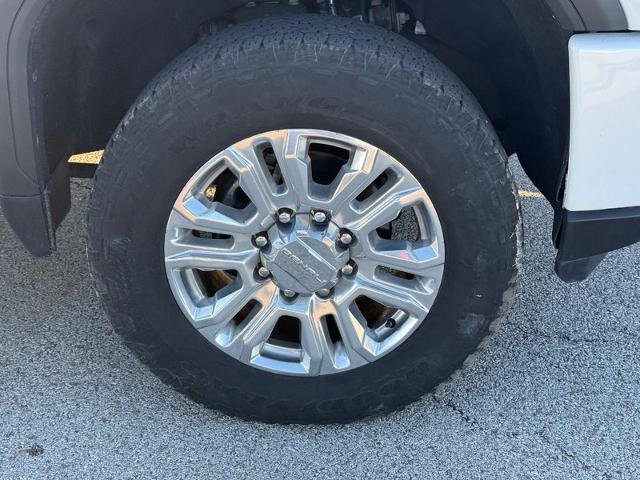 Used 2023 GMC Sierra 2500 Denali image 7