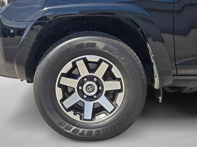 Used 2021 Toyota 4Runner TRD Off-Road Premium w/ Moonroof Package AWD/4WD image 5