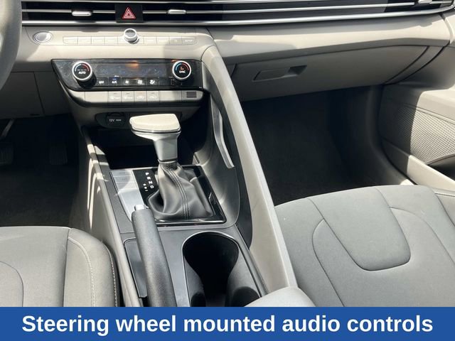 Used 2024 Hyundai Elantra SEL FWD image 18