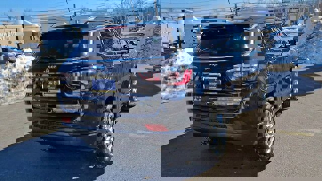 Used 2022 Jeep Compass Latitude w/ Sun and Sound Group image 9