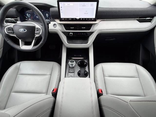 Certified 2025 Ford Explorer Active w/ Active Comfort Package AWD/4WD image 26