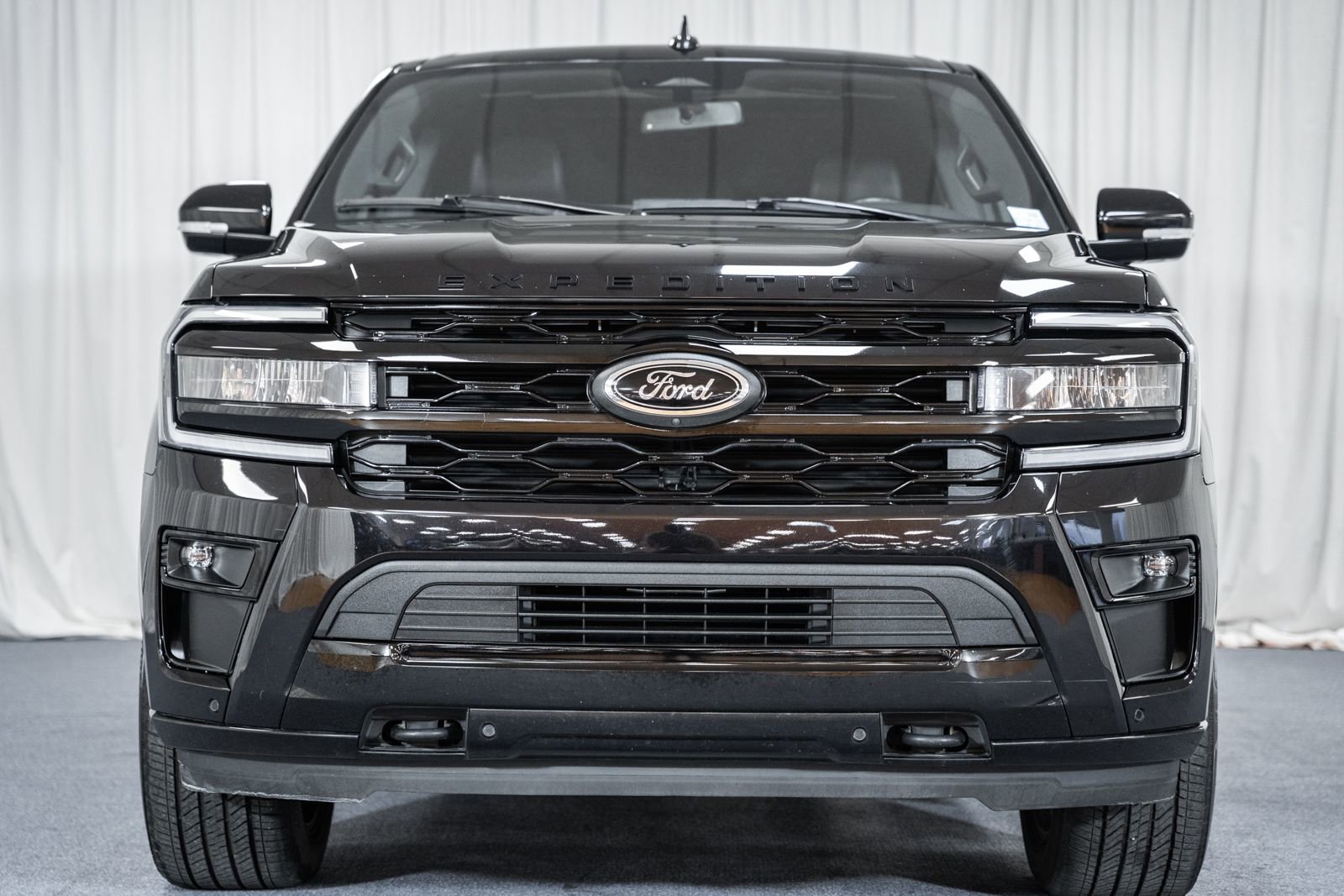 Certified 2022 Ford Expedition Max Limited image 2