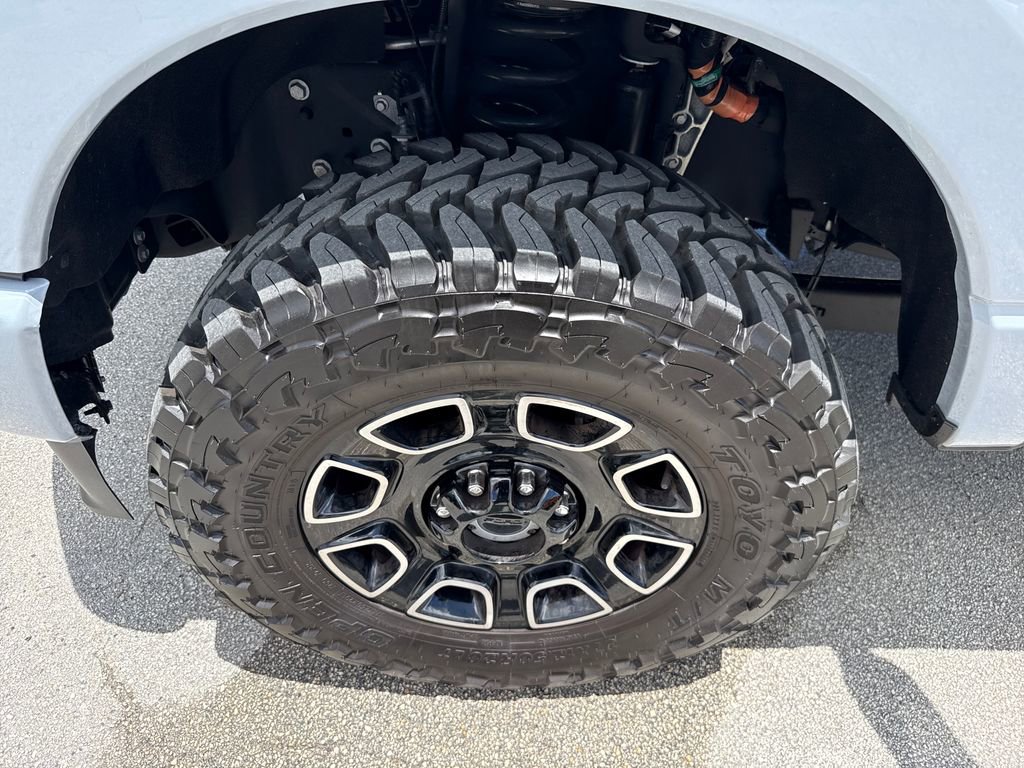 Certified 2025 Ford F250 Platinum AWD/4WD image 13
