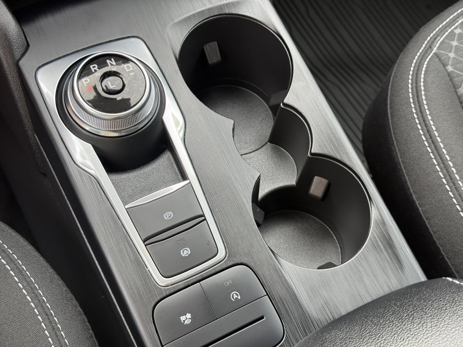 Certified 2025 Ford Escape Active FWD image 29