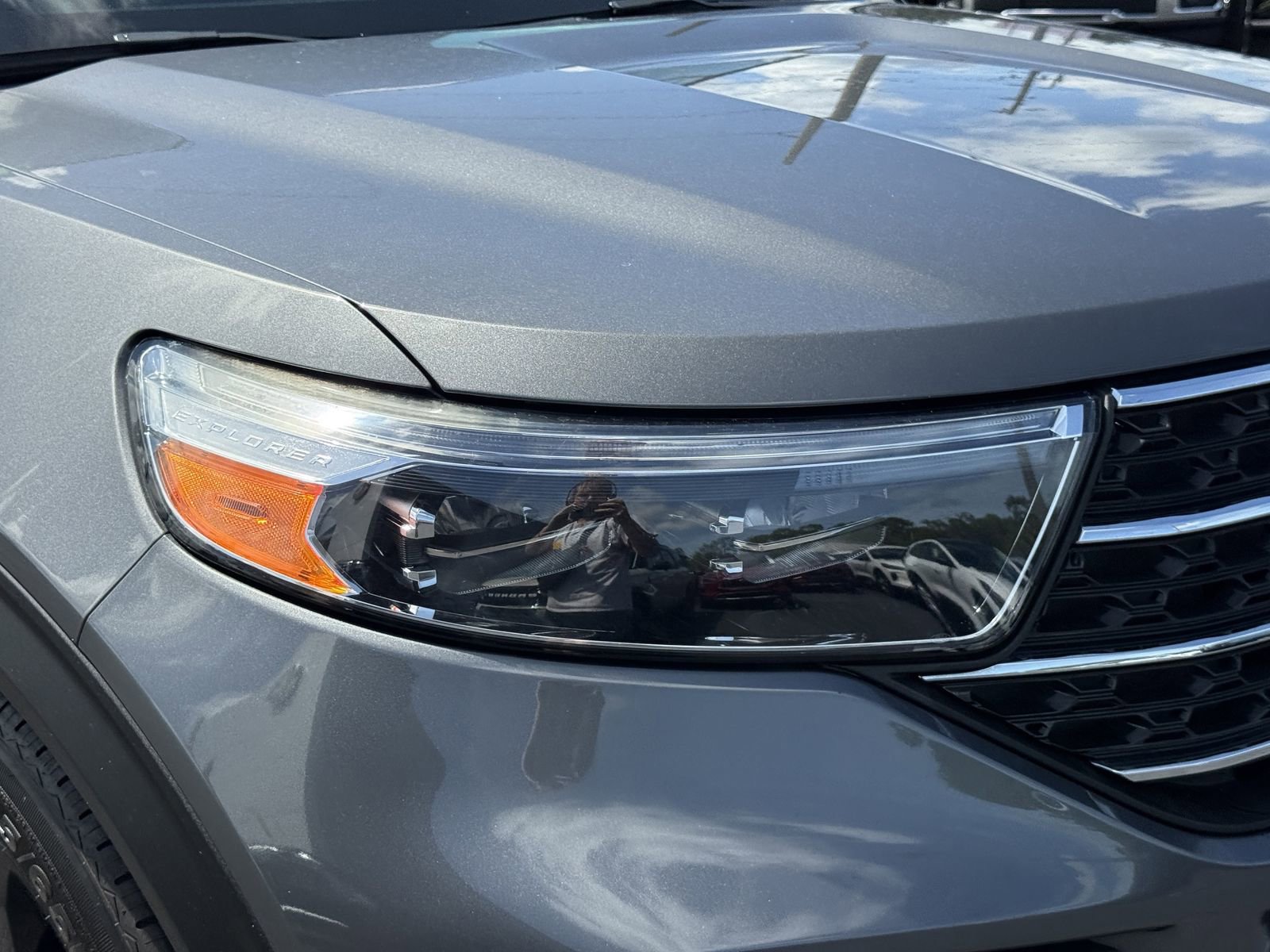 Certified 2023 Ford Explorer XLT RWD image 9