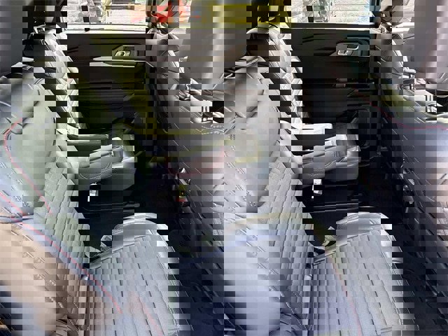 Certified 2025 Ford Explorer ST-Line w/ Premium Package image 21