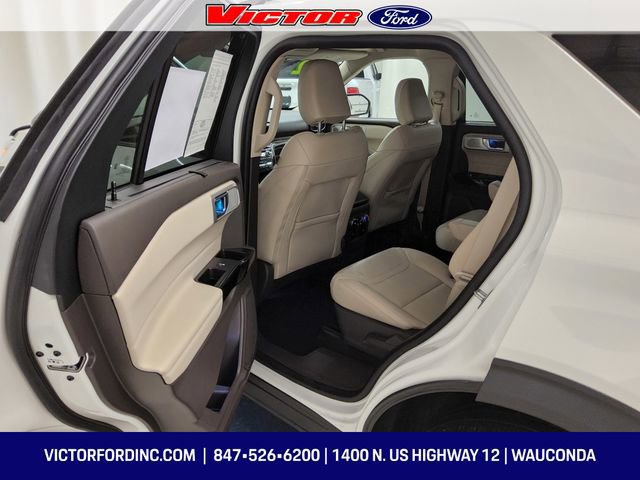 Certified 2022 Ford Explorer Platinum w/ Equipment Group 601A image 14