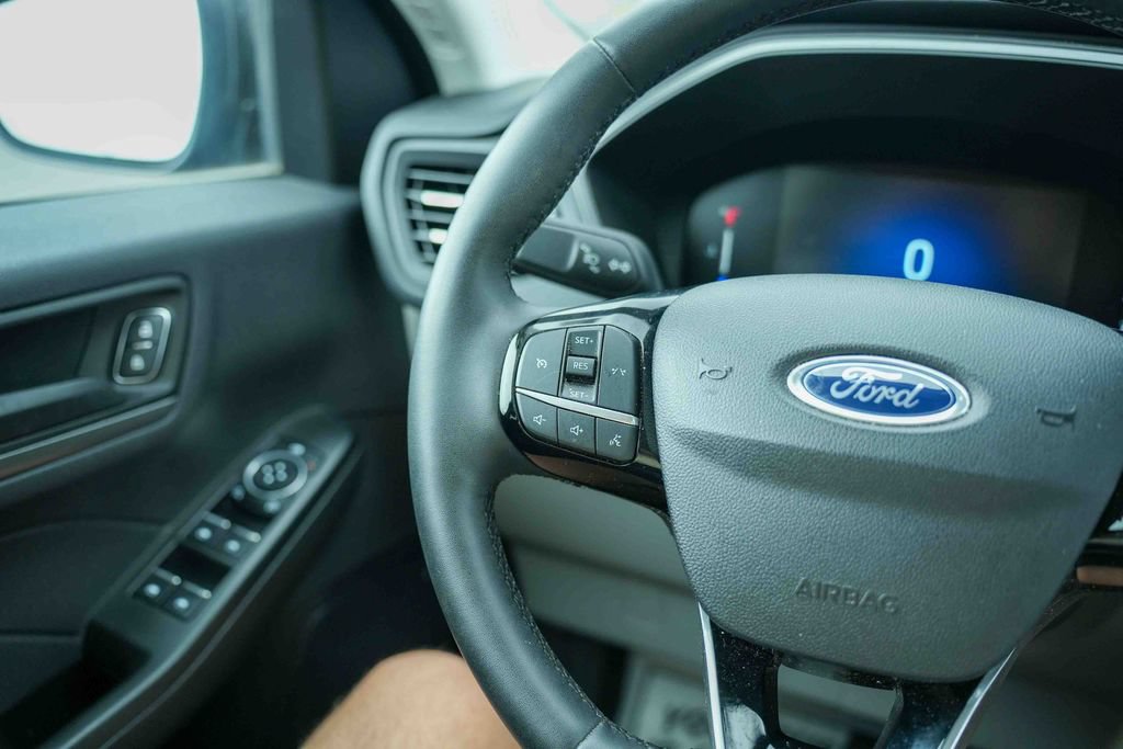 Certified 2023 Ford Escape Active AWD/4WD image 31
