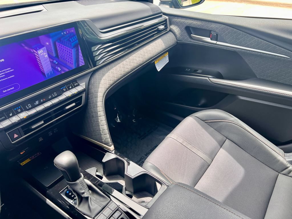Used 2025 Toyota Camry XLE w/ Premium Plus Package AWD/4WD image 20