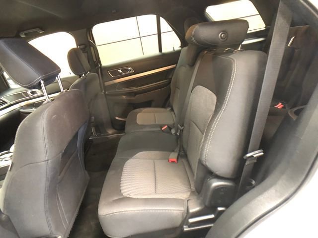 Certified 2018 Ford Explorer XLT w/ Equipment Group 201A image 20