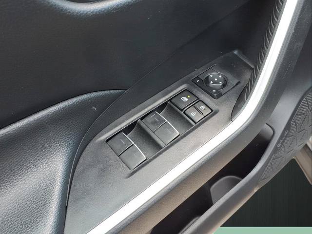 Used 2024 Toyota RAV4 XLE FWD image 16
