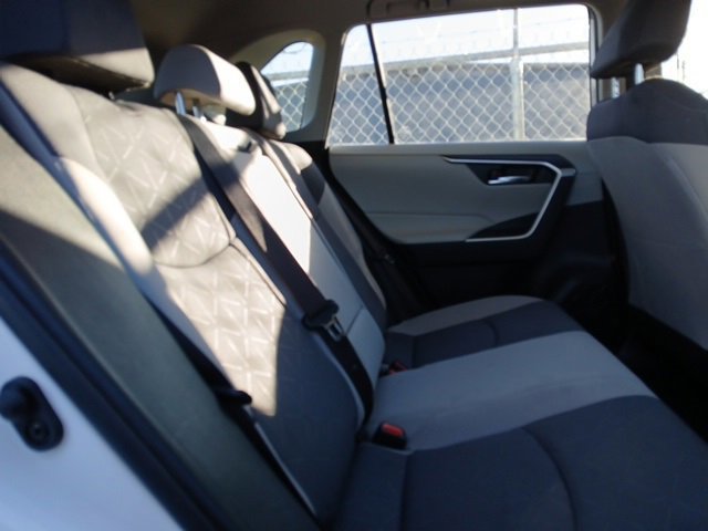 Used 2019 Toyota RAV4 XLE w/ Convenience Package image 12