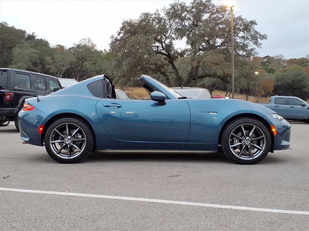 Used 2019 MAZDA MX-5 Miata RF Grand Touring image 2