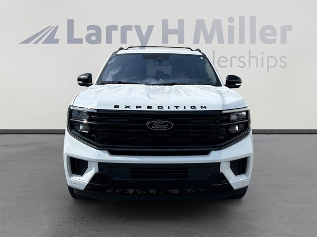 Certified 2025 Ford Expedition Max Platinum w/ Stealth Performance Package image 8