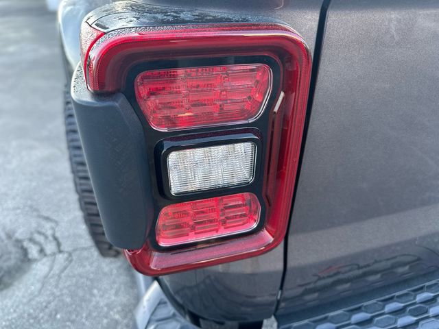 Used 2020 Jeep Gladiator Rubicon image 25