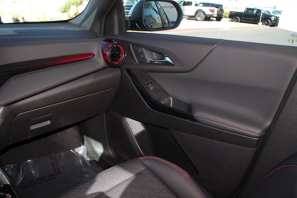 Used 2025 Chevrolet Equinox RS w/ Convenience Package III FWD image 19
