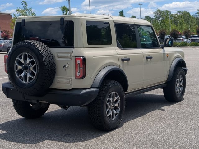 Certified 2025 Ford Bronco Badlands AWD/4WD image 4