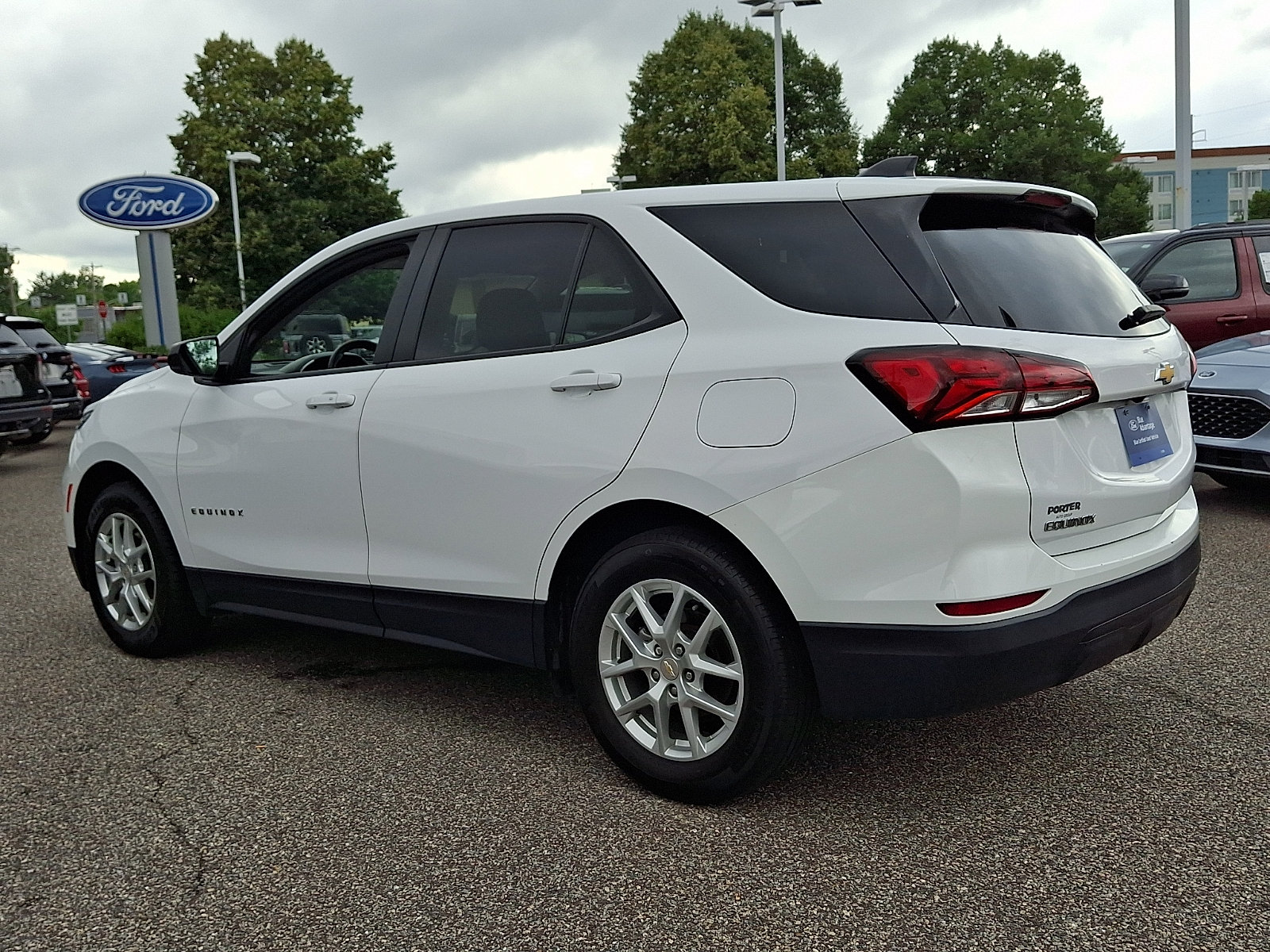 Used 2023 Chevrolet Equinox LS w/ LS Convenience Package FWD image 7
