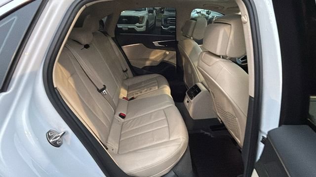 Used 2019 Audi A4 2.0T Premium w/ Convenience Package image 13