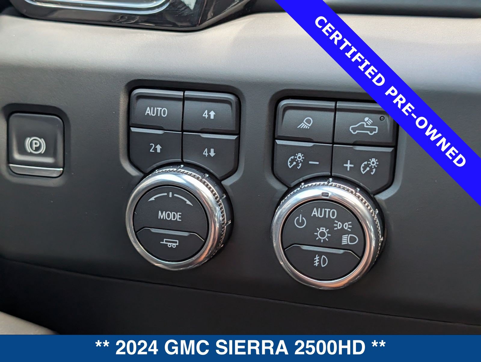 Used 2024 GMC Sierra 2500 AT4X AWD/4WD image 36