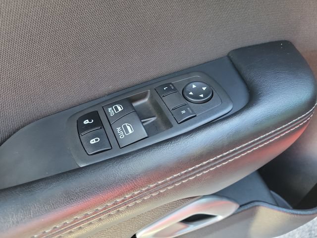 Used 2022 Dodge Challenger R/T RWD image 14