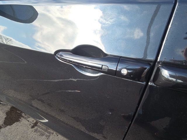 Used 2023 Chrysler Pacifica Touring-L image 26