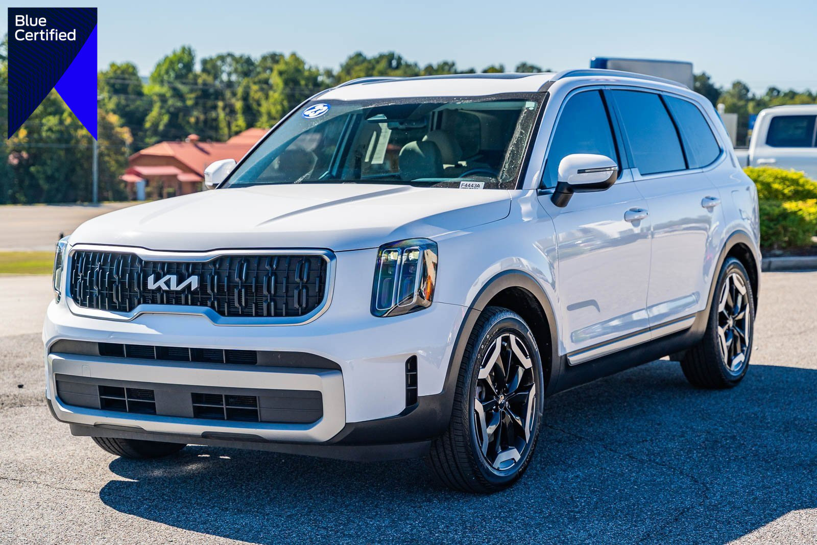 Used 2023 Kia Telluride EX w/ EX Captain's Chair Package