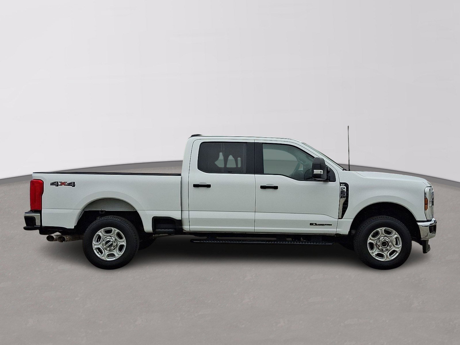 Certified 2025 Ford F250 XLT image 7